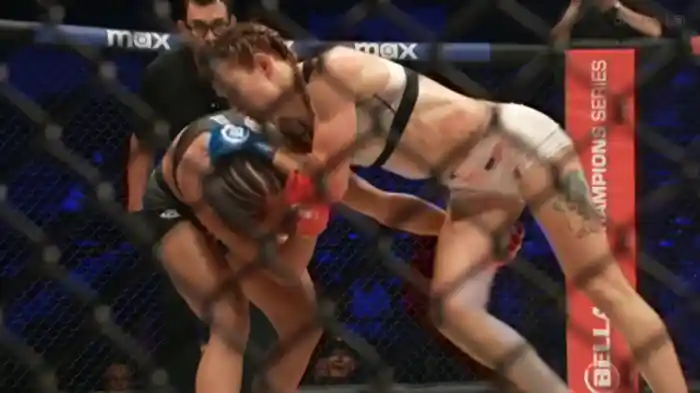 アイシャ・コルテス vs. アシュリー・セナー