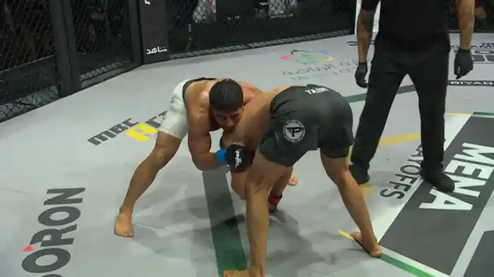 スヒル・タイリ vs モフセン・モハマドセイフィ