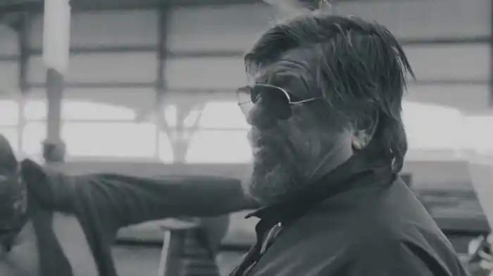 何が起こってるんだ?