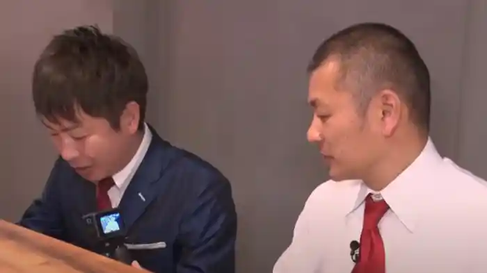 「駅の立ち食いラーメン」「フレンチシェフが作る本気のラーメン」