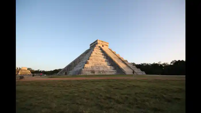 ピラミッドの謎