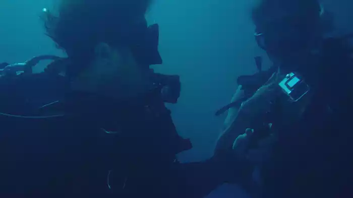 拳銃でぶちのめせ！