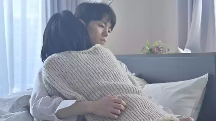 コリドー街でワンナイトする色白男子