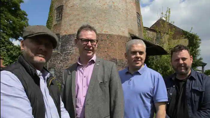 アーツ&クラフツ運動の家