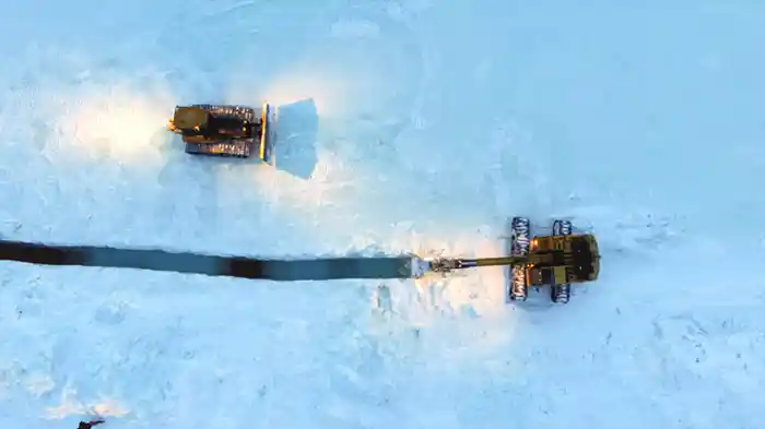 フェリー／風力タービンほか