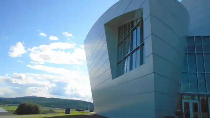 ツインタワー 伝説の綱渡り