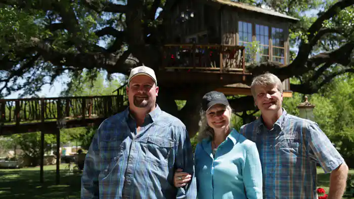 樹上のフレンチレストラン