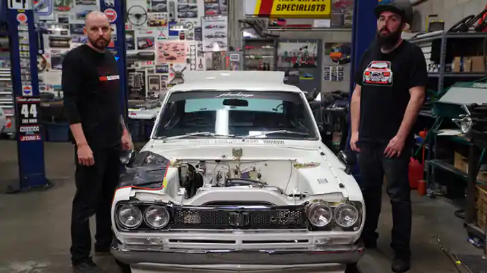 日産スカイラインGT-X エンジン交換