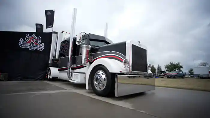 セミトレーラー