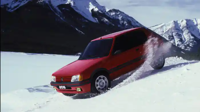 ホットハッチ車