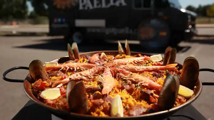 フォー/パエリア/ミートボール