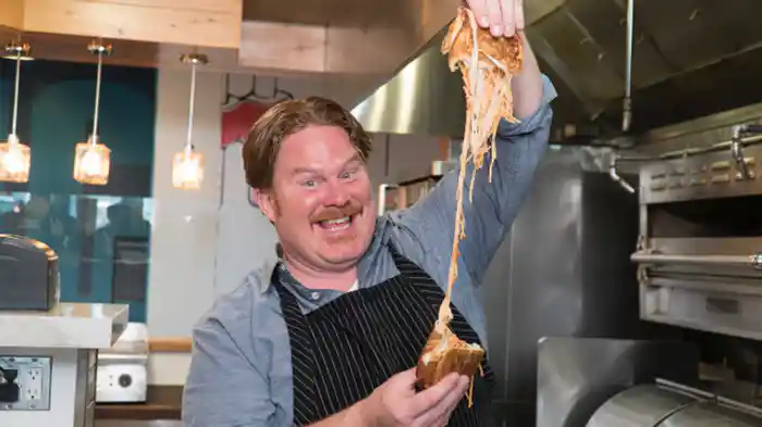 オレンジカウンティ 激辛3段バーガー