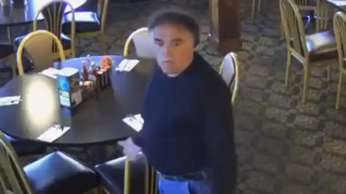 食い逃げ犯の消火器攻撃!