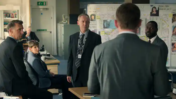 「沈黙の徘徊者」