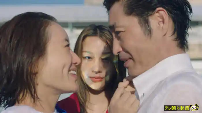 「裏切りのプール」