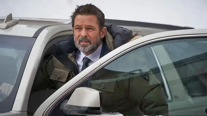 行方不明の検察官