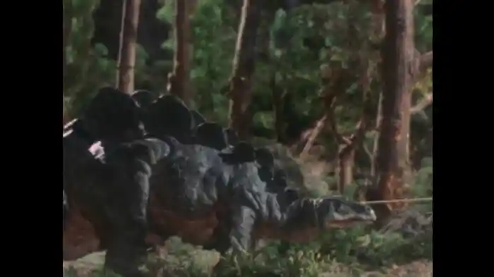 親にはぐれたステゴサウルス