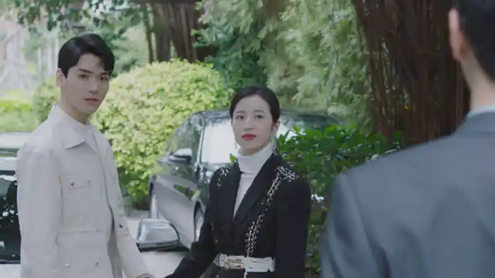 静かに散らす火花