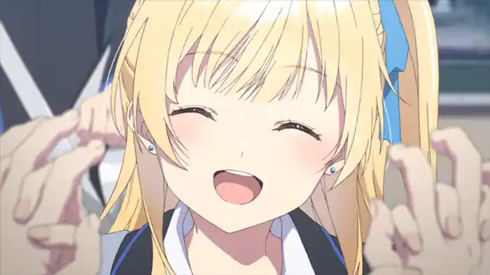 春、見上げるおぼろ月