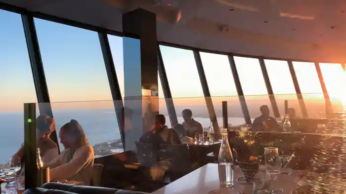 動くレストラン！