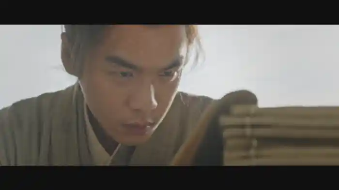 屈辱にまみれた男