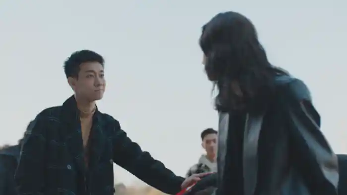 悲しみのヒロイン