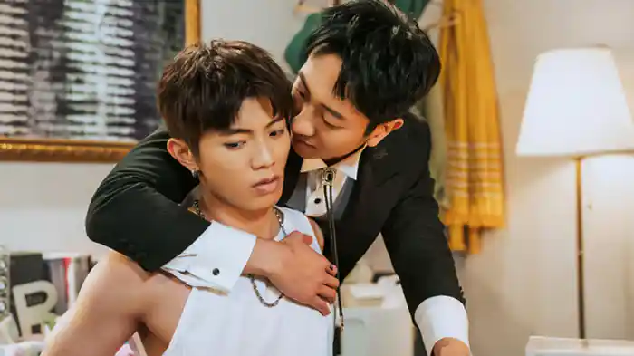 今日から あいつを監視しろ　