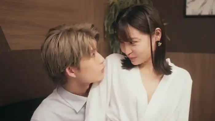 すれ違いの夜、初めての涙