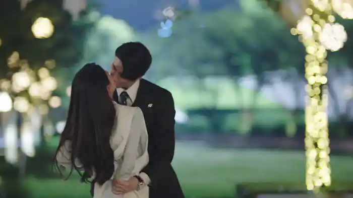 離れるための嘘