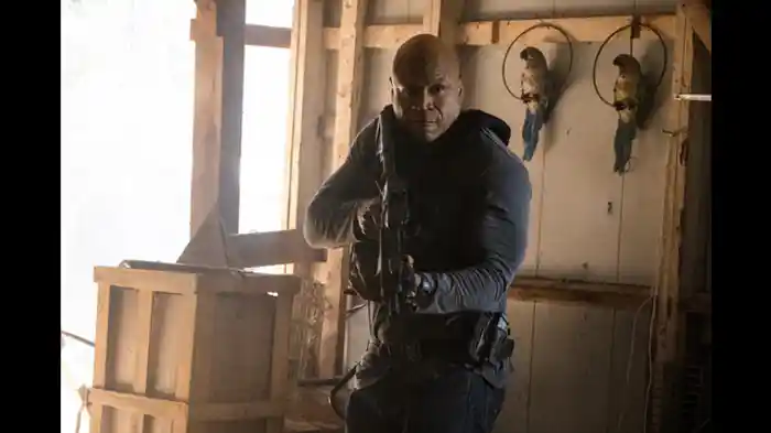 楽園のホテル殺人