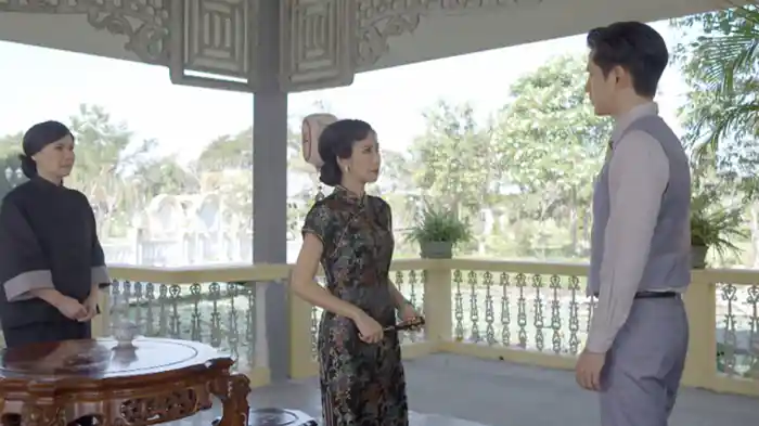 秘密を握った男