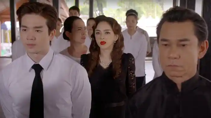 裏切りの第二夫人