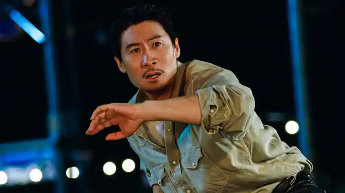 軍隊にも行ってない奴が