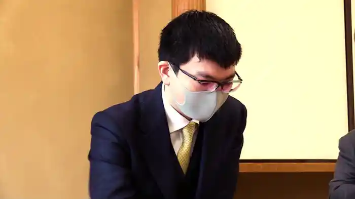 永瀬拓矢九段 vs 西田拓也五段