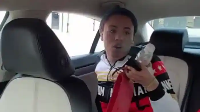 盗み食いが大好きなフードデリバリー