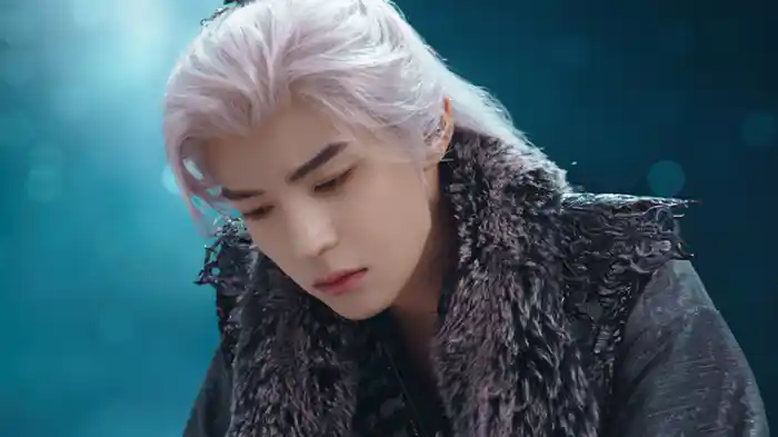 背後に浮かぶ修羅王