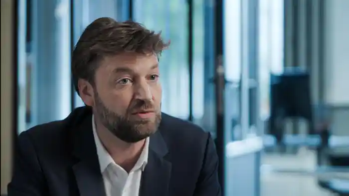 しかし我々を統治する