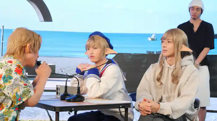 変な対決をするエルフ