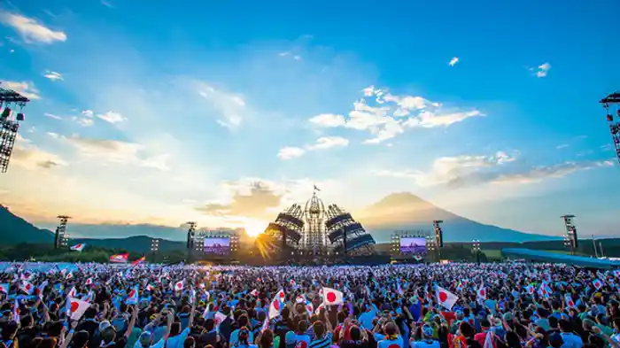長渕剛 10万人 オールナイト・ライヴ2015 in 富士山麓 スペシャル・ドキュメンタリー