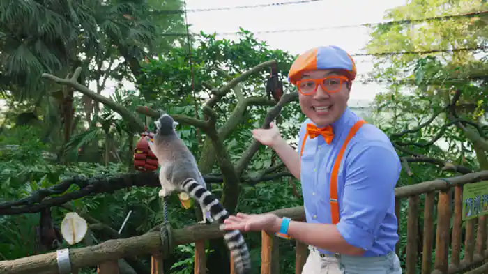 ブリッピー、どうぶつえんのしいくいんさんのしごとをまなぶ