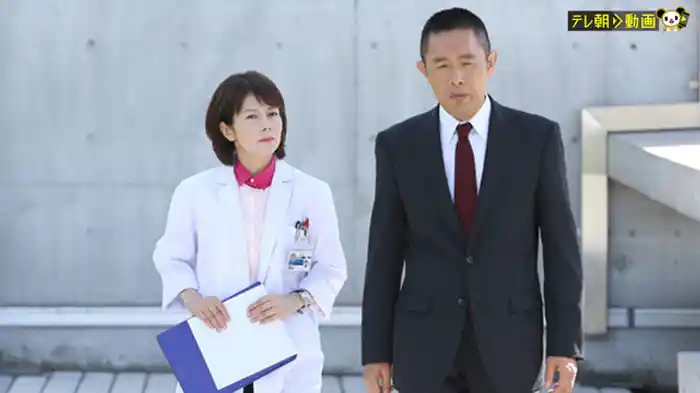 国会議員と警察犬