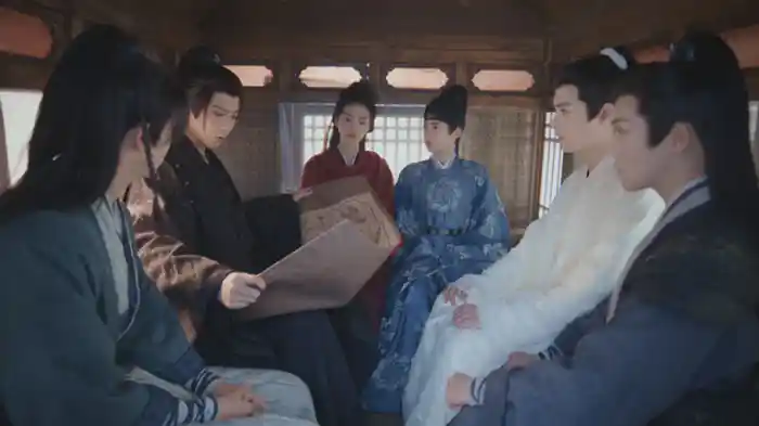 仲間たちと共に