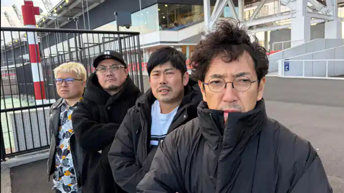 木村魚拓、ウシオ、マリブ鈴木、岡野陽一