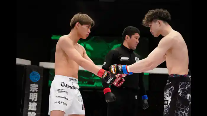 鈴木大晟VS 奥村歩生
