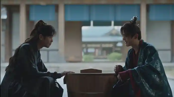役人の道と高級魚