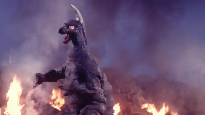 「怪獣総進撃」