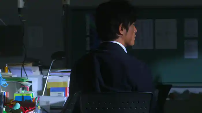 潜む悪