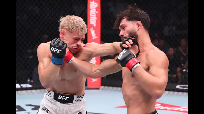 デニス・ブズキャ vs. ボグダン・グラッド