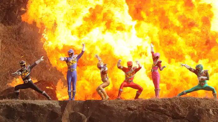 帰ってきた獣電戦隊キョウリュウジャー 100 YEARS AFTER