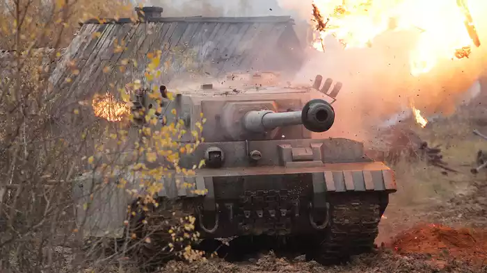 ホワイトタイガー ナチス極秘戦車 宿命の砲火